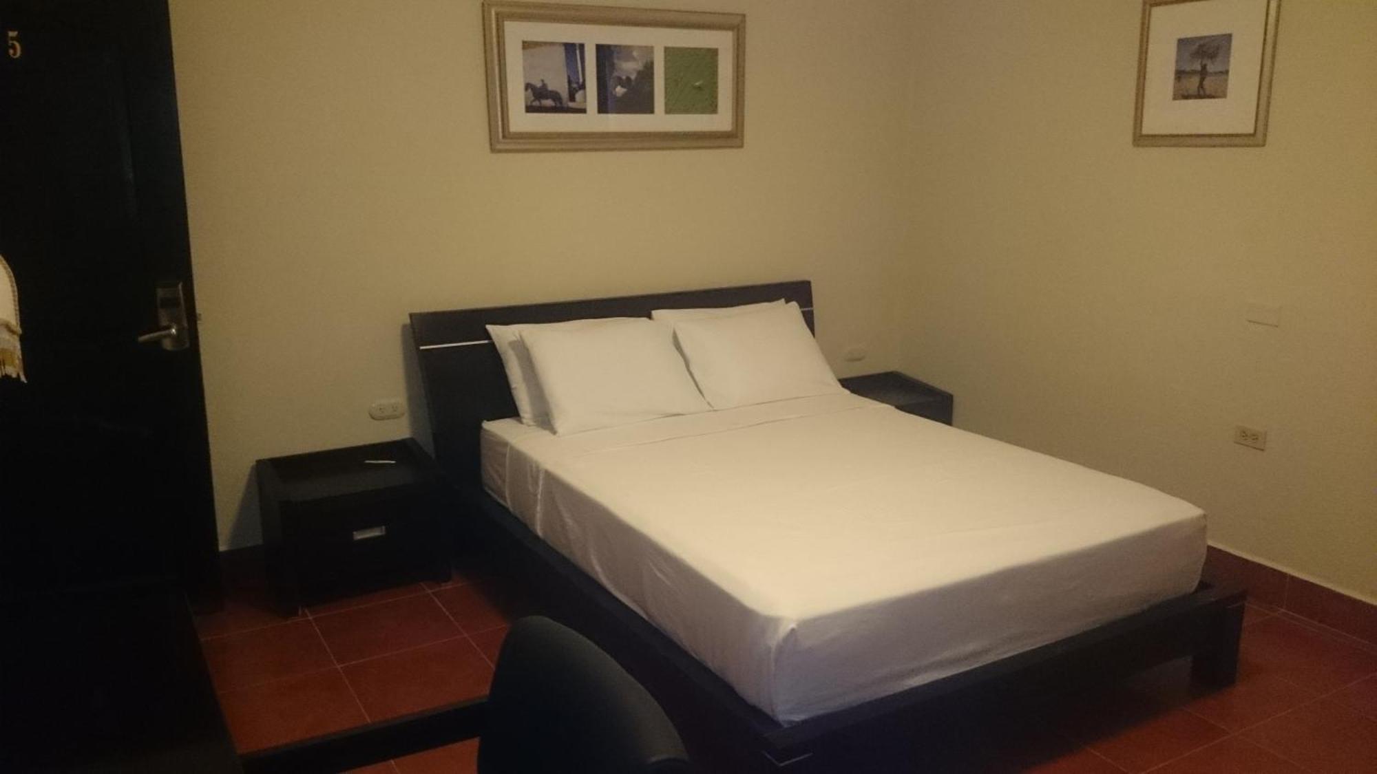 Hotel Los Altos Estelí Pokój zdjęcie
